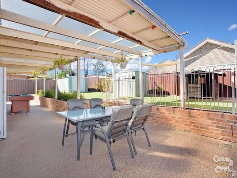 4 Lindfield Avenue, Dean Park NSW 2761