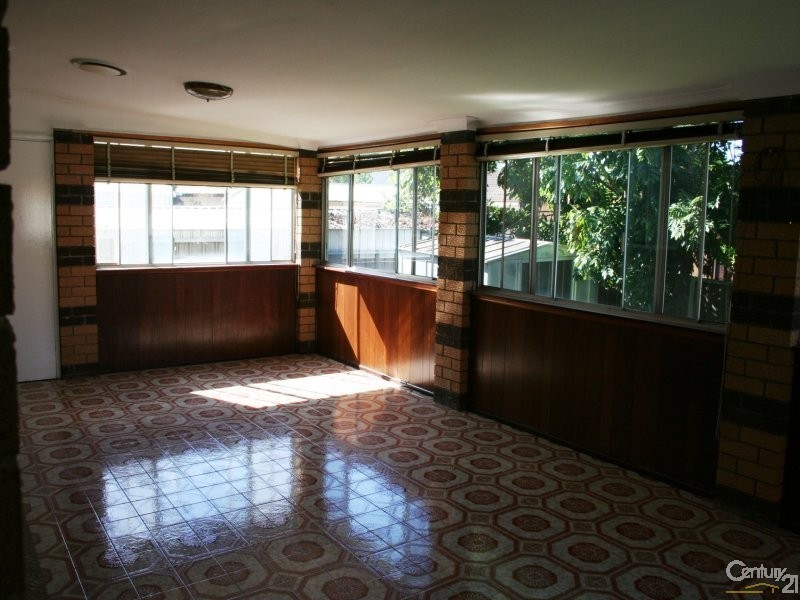 37 Bombala Crescent, Quakers Hill NSW 2763