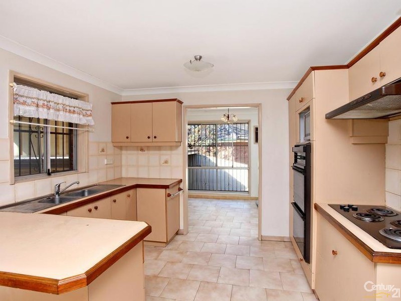 41 Illabo Street, Quakers Hill NSW 2763