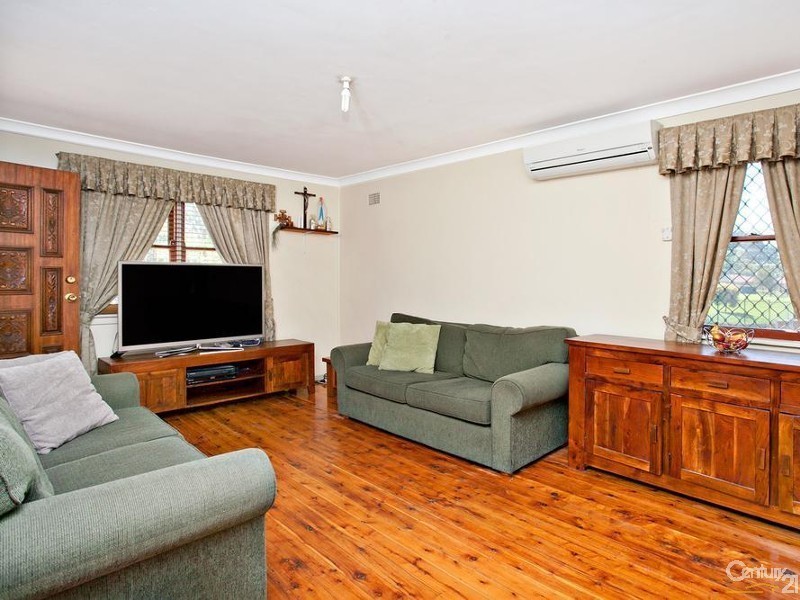 12 Hindemith Avenue, Emerton NSW 2770