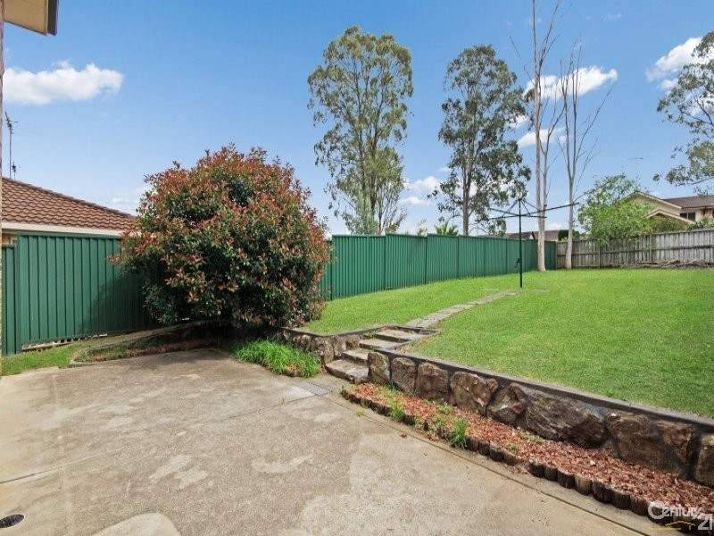 25a Sampson Crescent, Quakers Hill NSW 2763