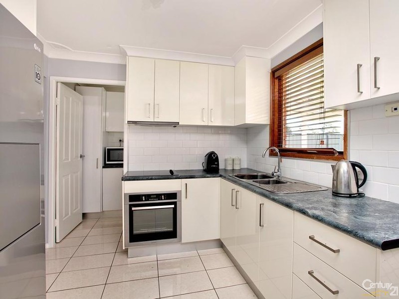 5 Roy Place, Marayong NSW 2148