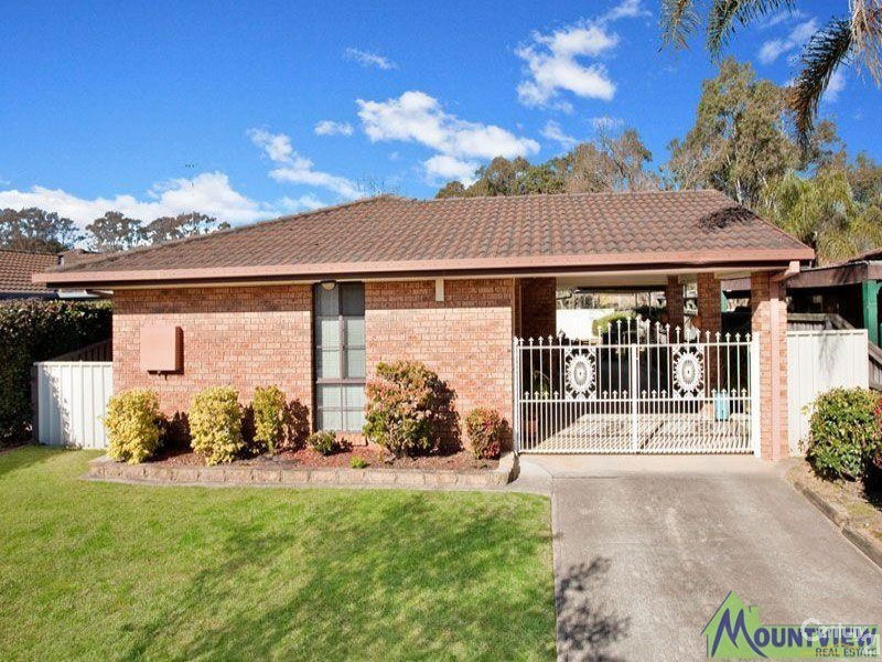 41 FOXWOOD AVENUE, Quakers Hill NSW 2763