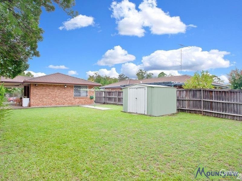 41 FOXWOOD AVENUE, Quakers Hill NSW 2763