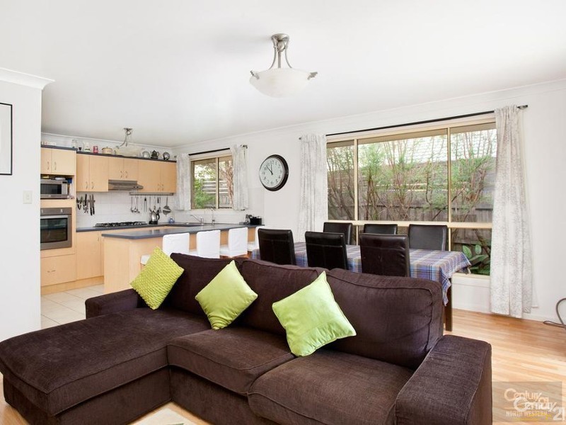 36 MONTROSE STREET, Quakers Hill NSW 2763