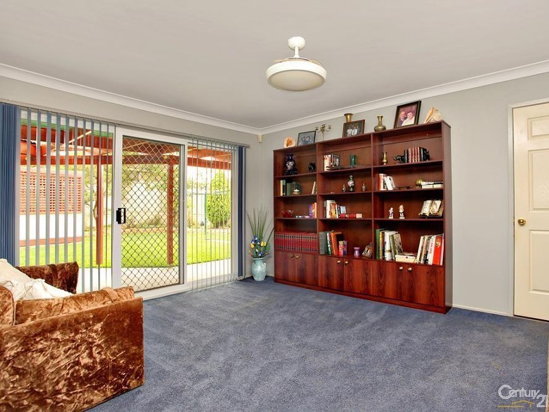 18 Ealing Place, Quakers Hill NSW 2763