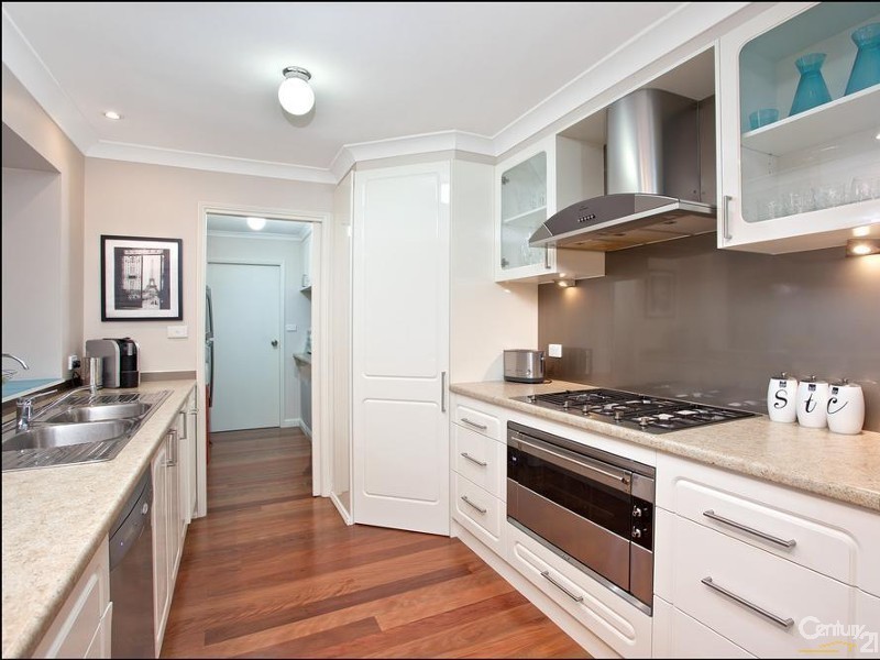 18 Bali Drive, Quakers Hill NSW 2763