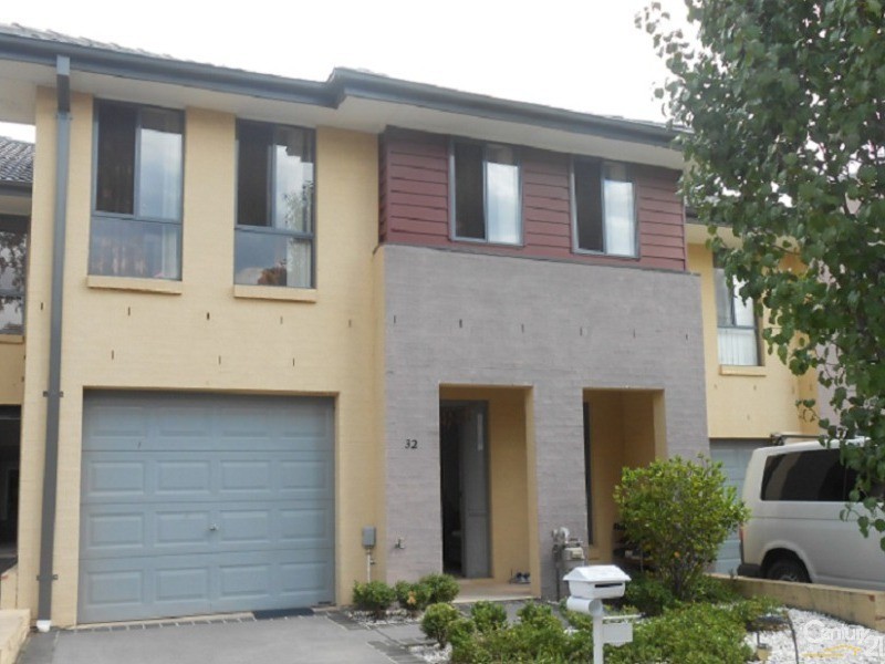 32 Treetop Circuit, Quakers Hill NSW 2763