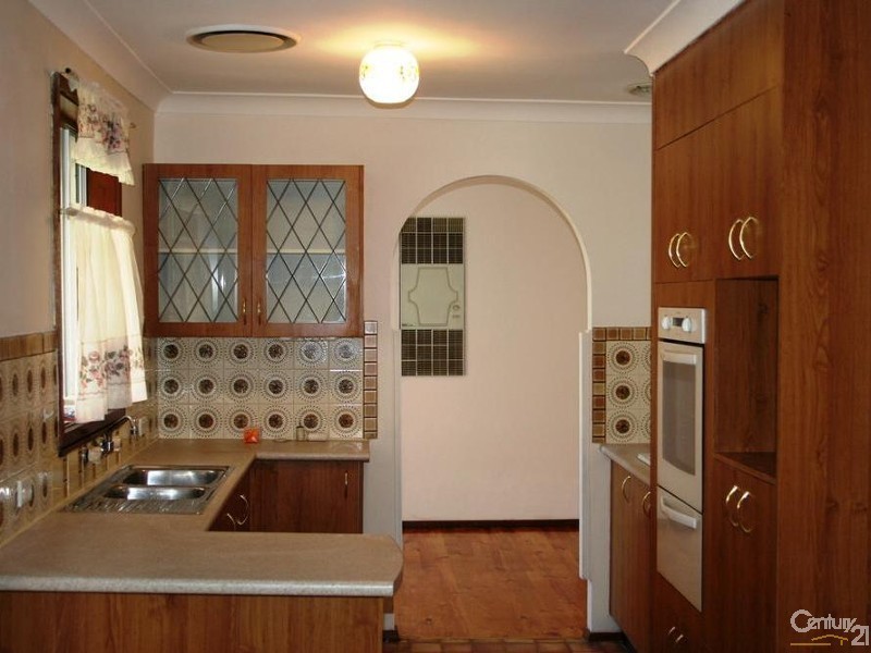 37 Bombala Crescent, Quakers Hill NSW 2763