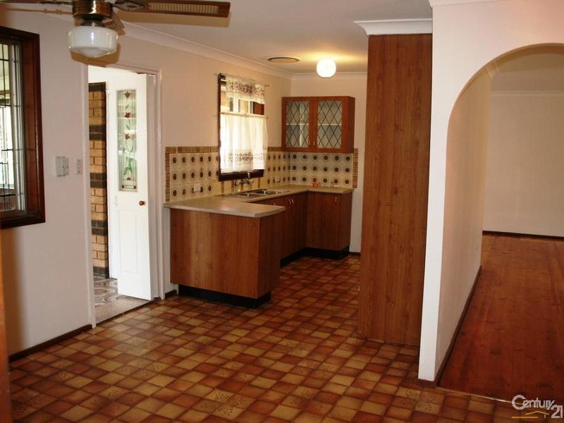 37 Bombala Crescent, Quakers Hill NSW 2763