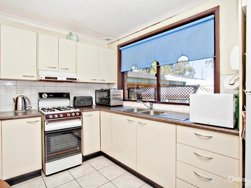 6 Breakfast Road, Marayong NSW 2148