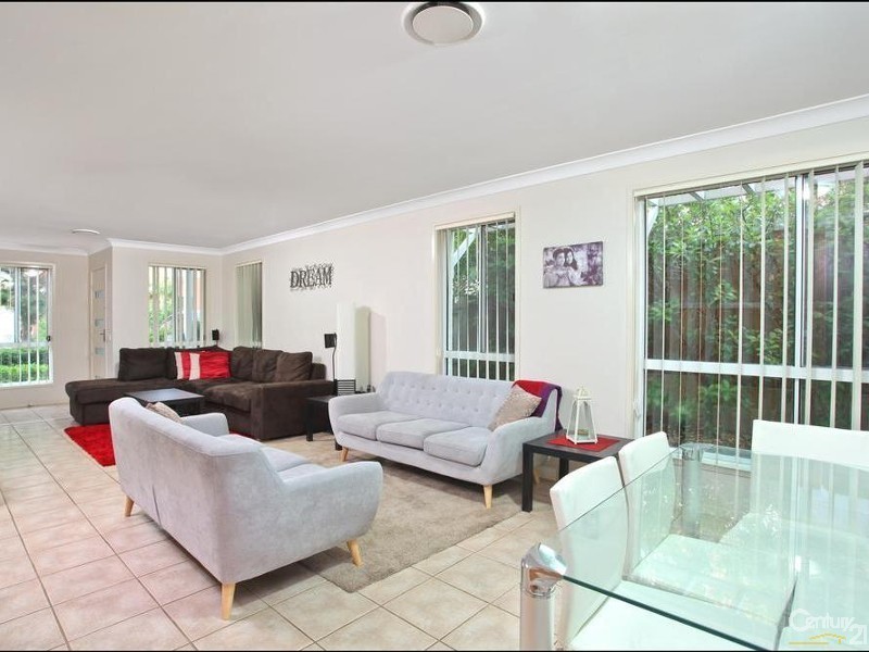 44 Tree Top Circuit, Quakers Hill NSW 2763