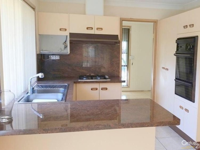 5 Pendley Crescent, Quakers Hill NSW 2763