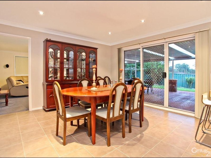 9 Yew Place, Quakers Hill NSW 2763