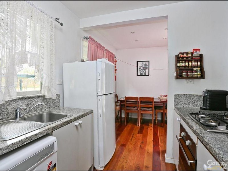 10 Pacific Road, Quakers Hill NSW 2763