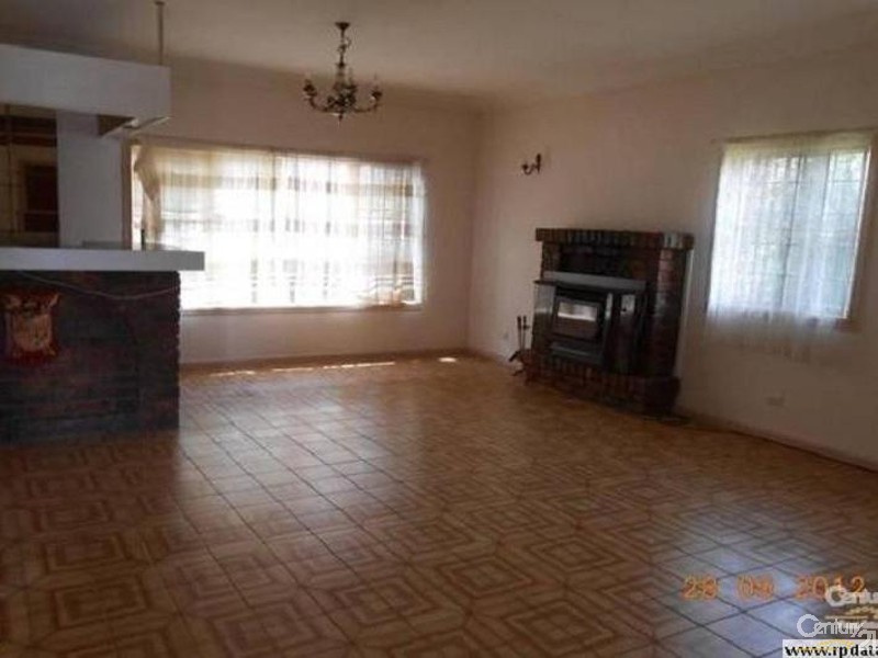 8 Preli Place, Quakers Hill NSW 2763