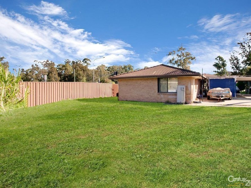 229 FARNHAM ROAD, Quakers Hill NSW 2763