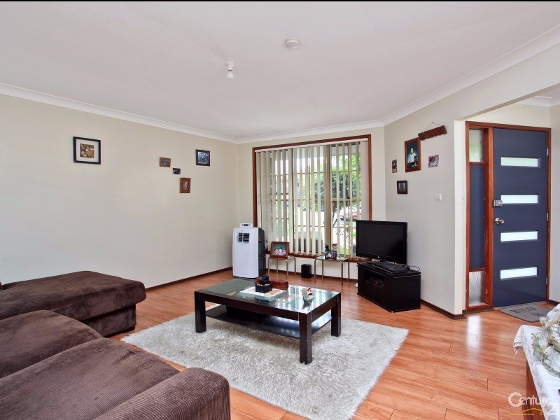 13 Yew Place, Quakers Hill NSW 2763