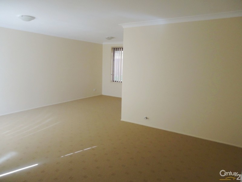 118 Farnham Road, Quakers Hill NSW 2763