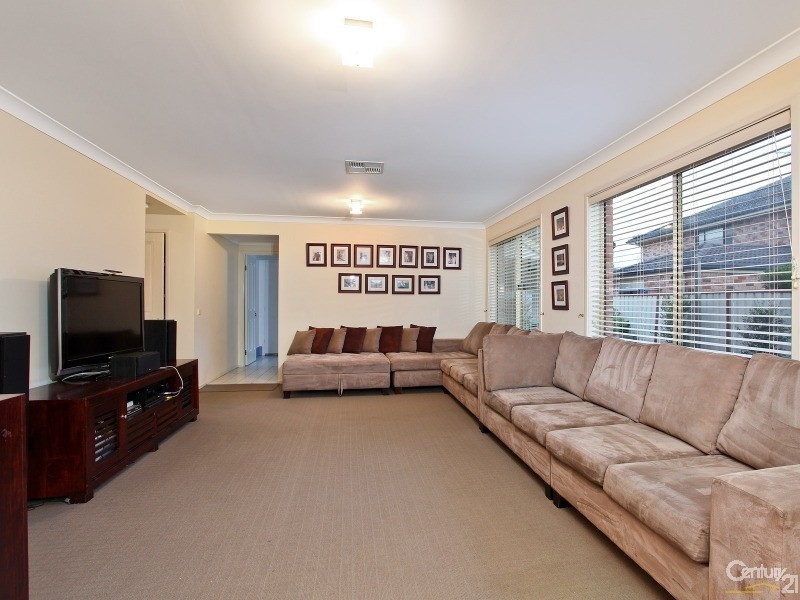 35 Gwydir Avenue, Quakers Hill NSW 2763