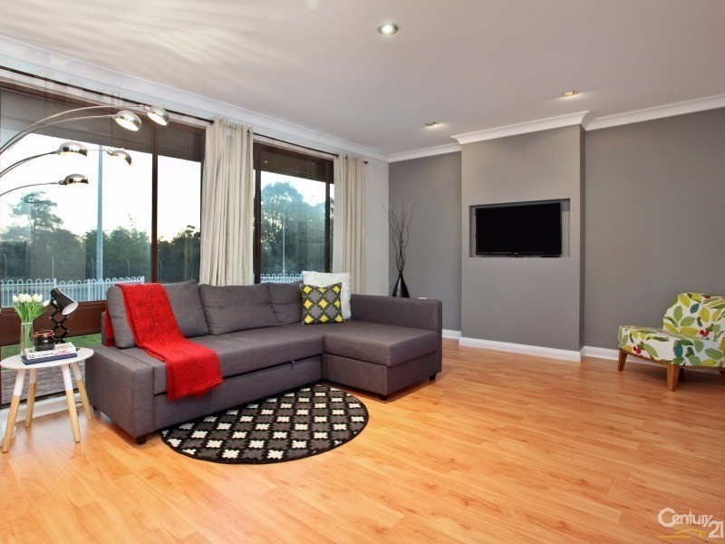 227 Quakers Road, Quakers Hill NSW 2763