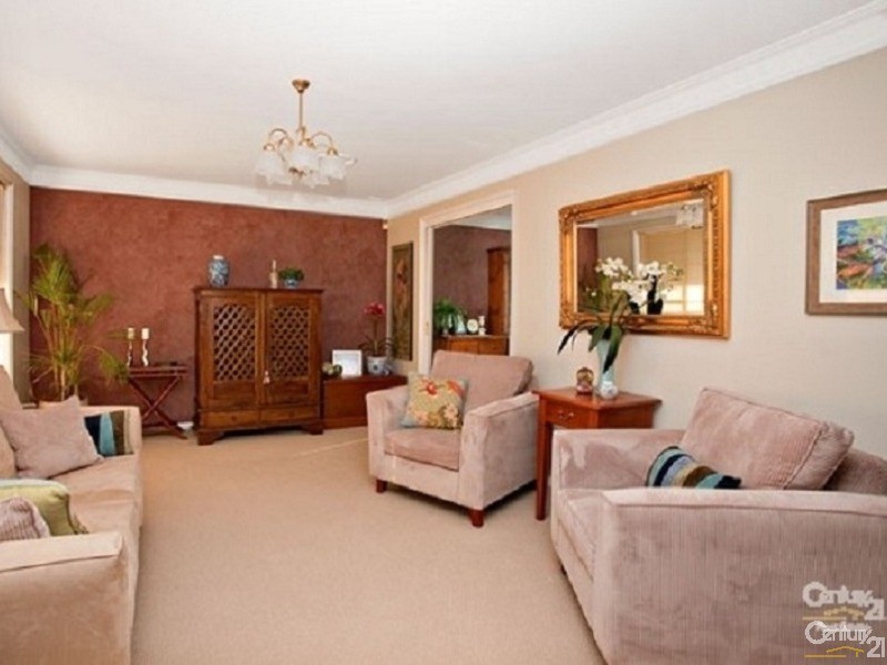 10 Sidney Close, Quakers Hill NSW 2763