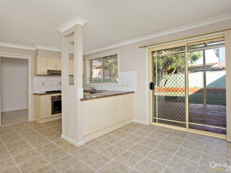 60 Hillcrest Road, Quakers Hill NSW 2763