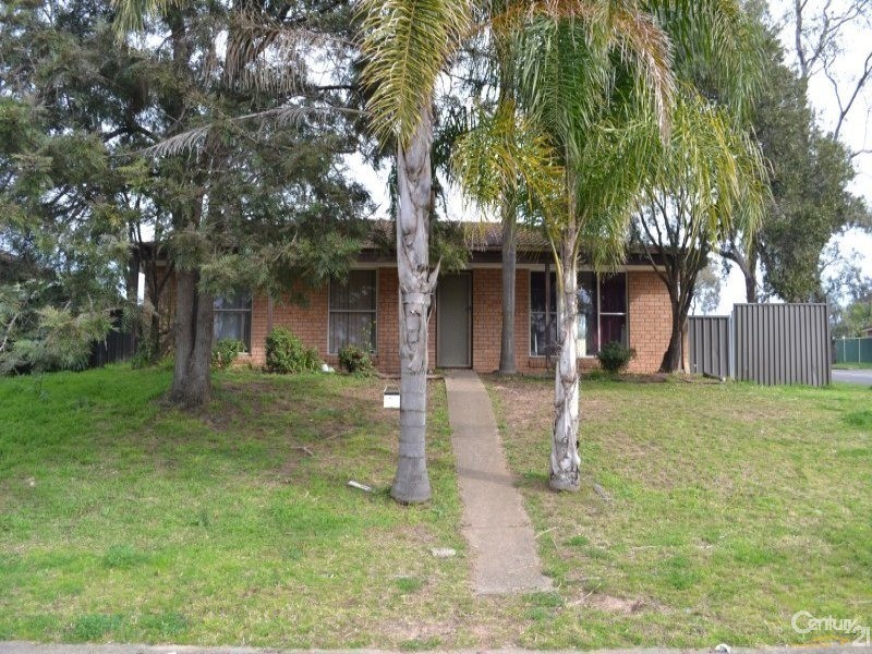 1 Kenneth Crescent, Dean Park NSW 2761