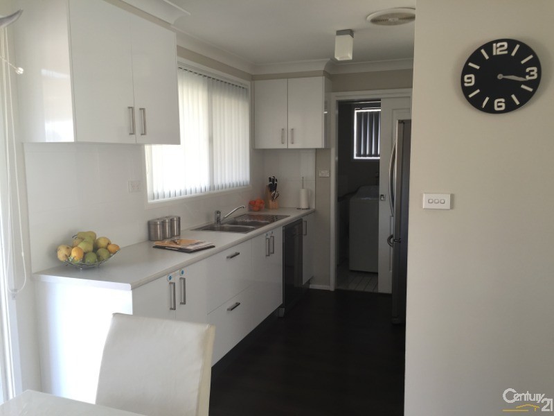 83 Colebee Crescent, Hassall Grove NSW 2761