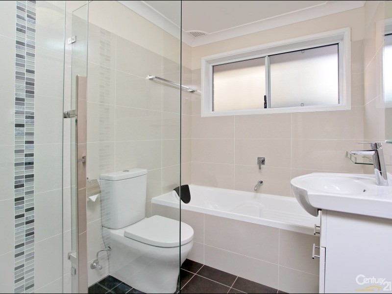 36 Bombala Crescent, Quakers Hill NSW 2763