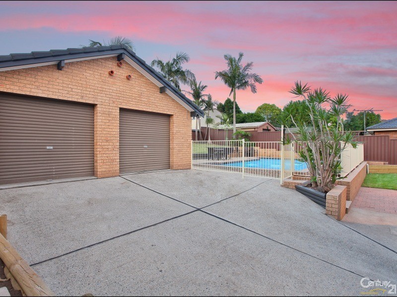36 Bombala Crescent, Quakers Hill NSW 2763