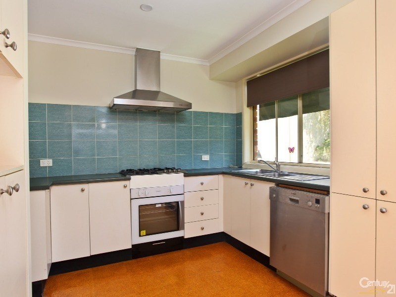 11 Aimee Street, Quakers Hill NSW 2763