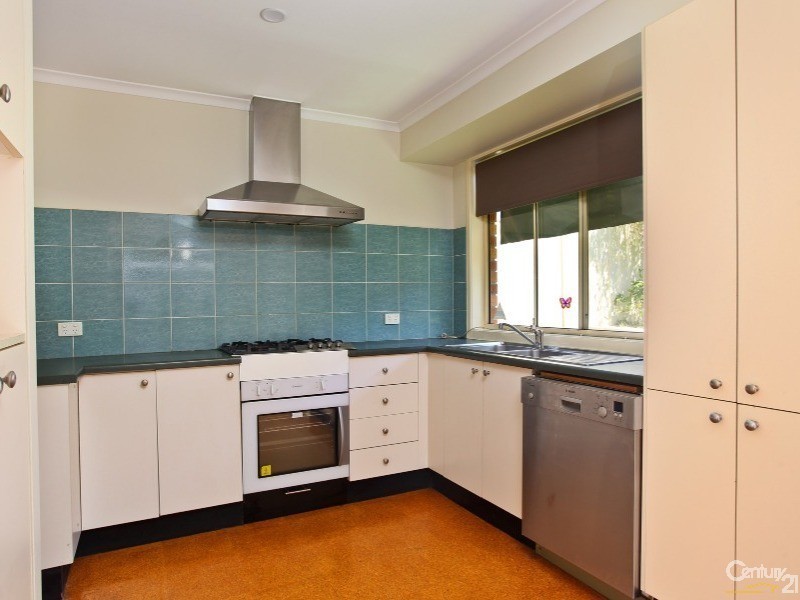 11 Aimee Street, Quakers Hill NSW 2763