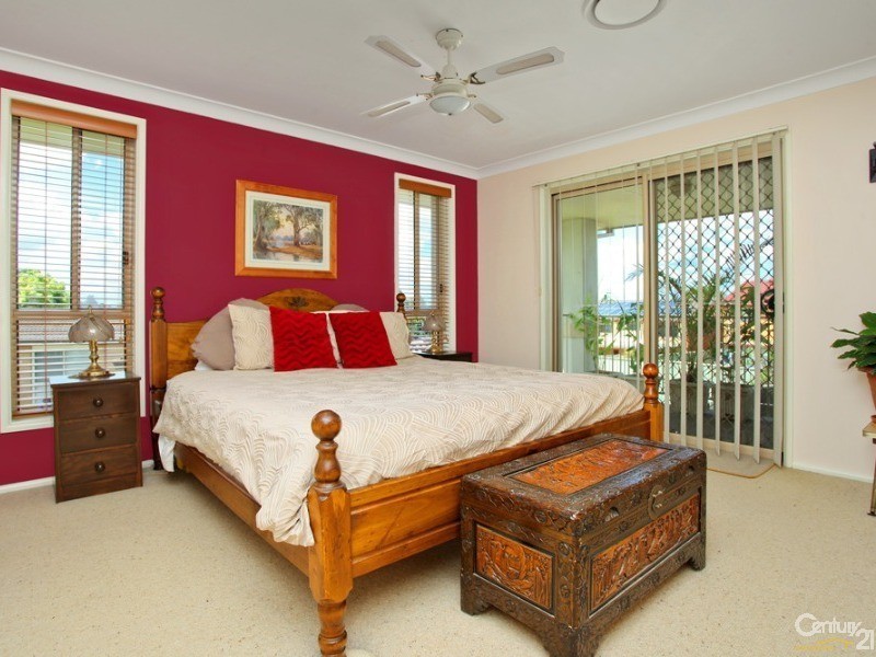 6 Caira Place, Quakers Hill NSW 2763