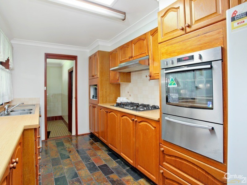 19 Penn Crescent, Quakers Hill NSW 2763