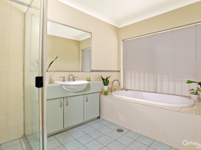 24 Sapphire Circuit, Quakers Hill NSW 2763