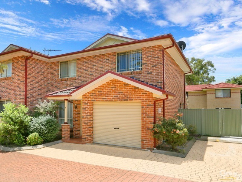 3/32 Lovegrove Drive, Quakers Hill NSW 2763