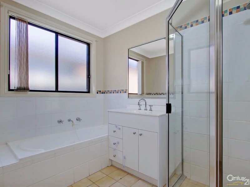 24 Montrose Street, Quakers Hill NSW 2763