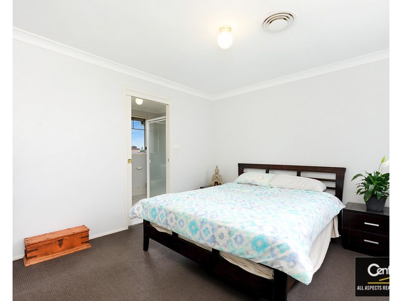 33 Yellowgum Avenue, Rouse Hill NSW 2155