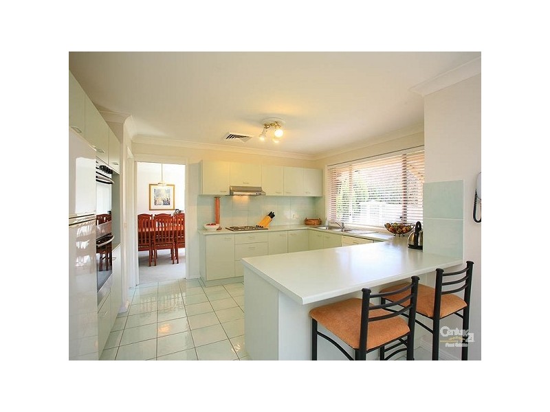 4 Winslow Ave, Castle Hill NSW 2154