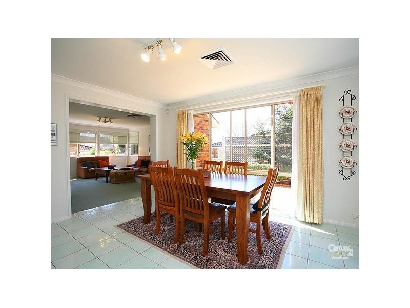 4 Winslow Ave, Castle Hill NSW 2154