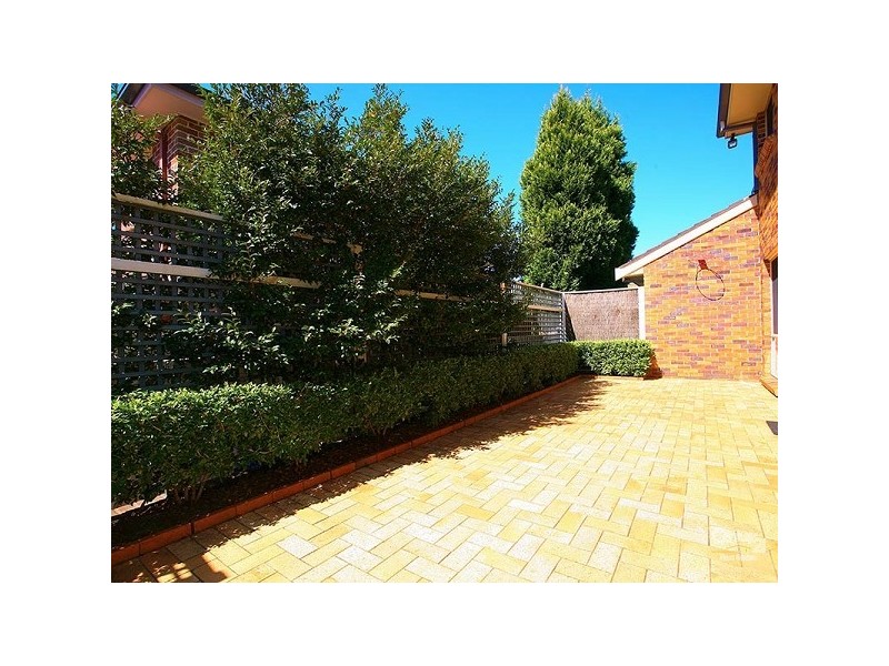 4 Winslow Ave, Castle Hill NSW 2154