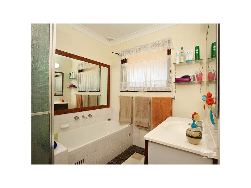 14 Hynds Road, Box Hill NSW 2765