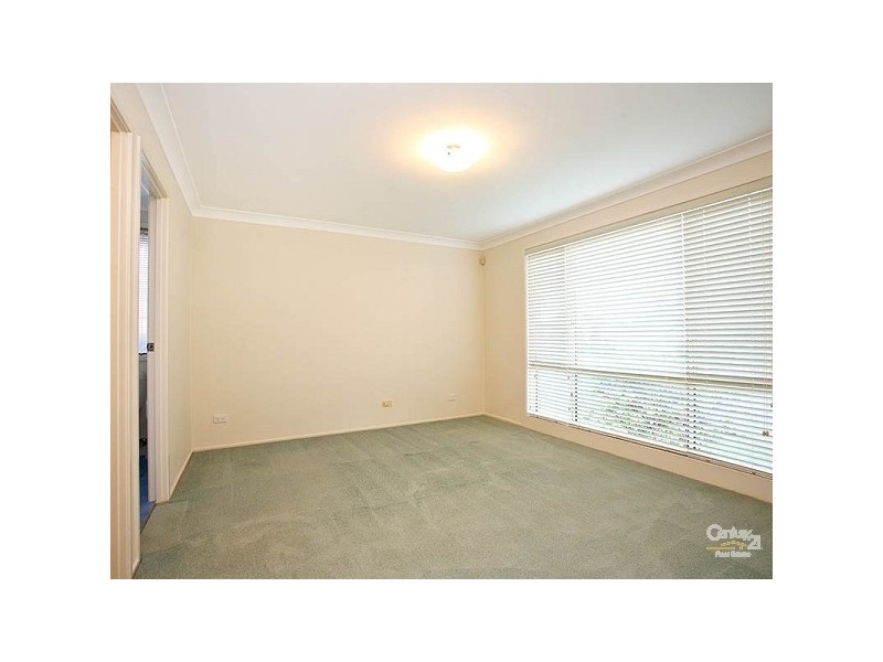 17 Yellowgum Ave, Rouse Hill NSW 2155