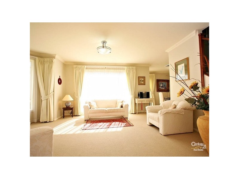 55 Sanctuary Drive, Beaumont Hills NSW 2155