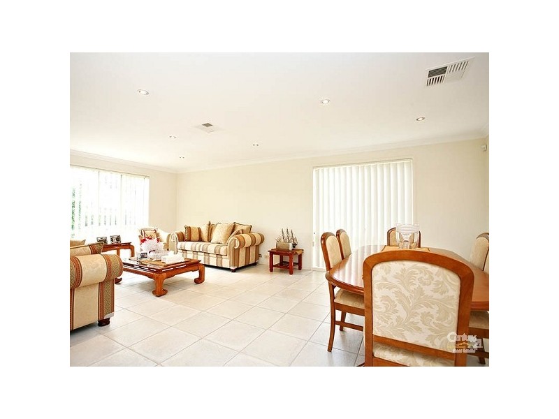 68 Sanctuary Drive, Beaumont Hills NSW 2155