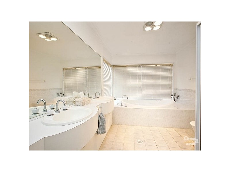 11 Mackay Way, Rouse Hill NSW 2155