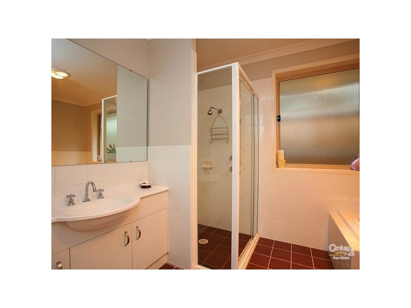 13 Rebellion Ct, Beaumont Hills NSW 2155