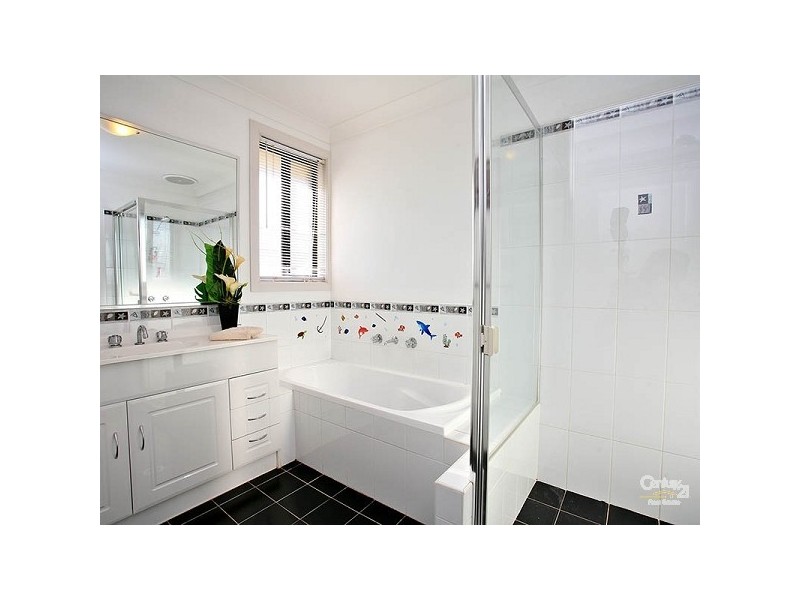 4 St Andrews Way, Rouse Hill NSW 2155