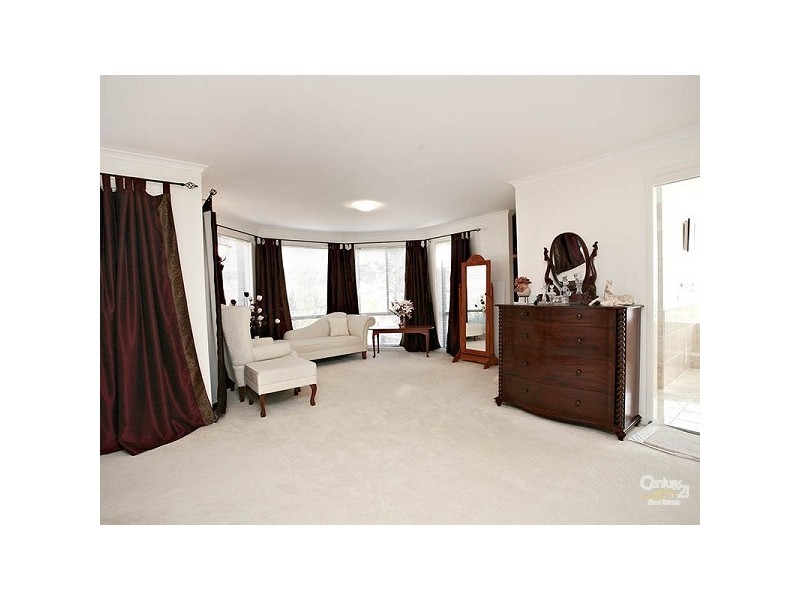 9 Active Place, Beaumont Hills NSW 2155